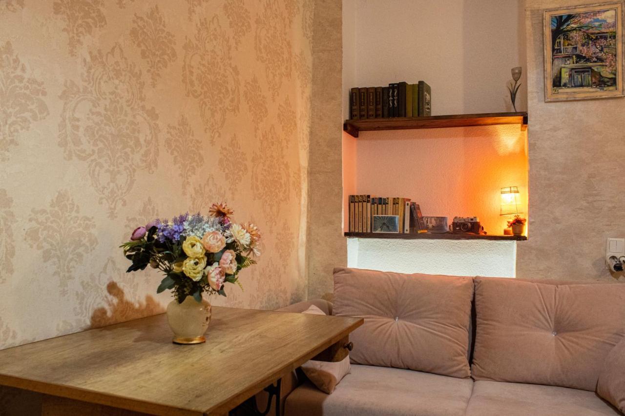 Nino'S Guest House 第比利斯 外观 照片