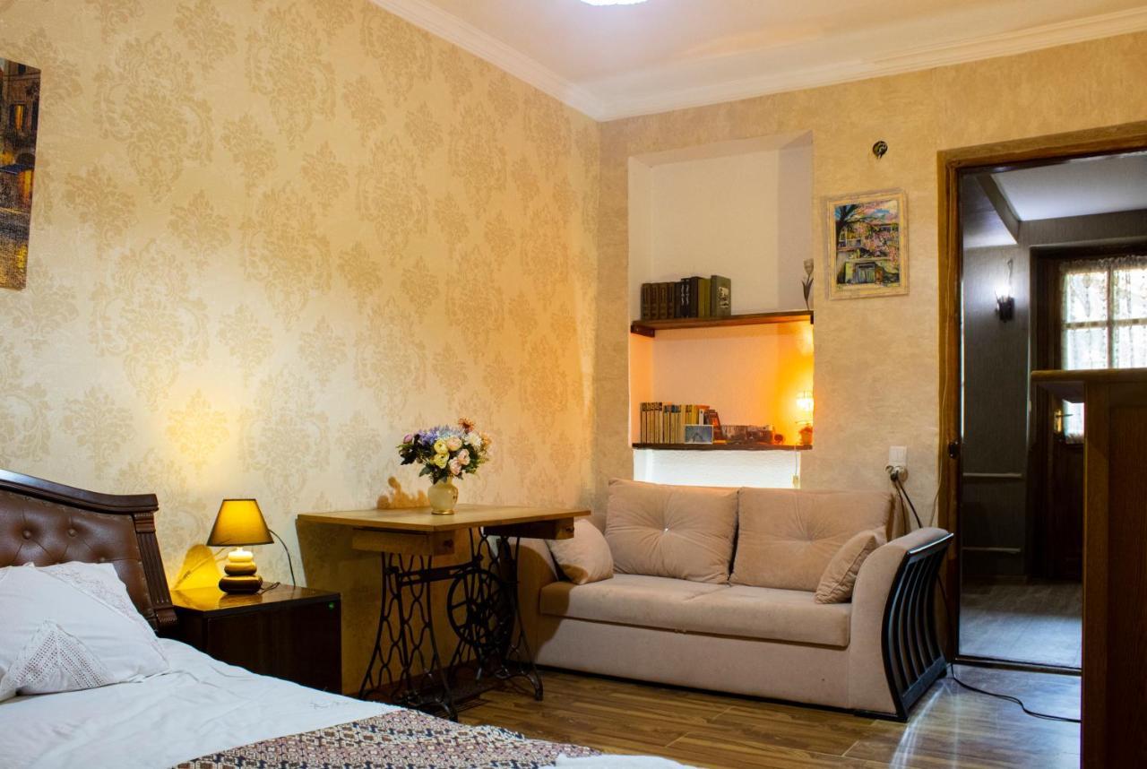 Nino'S Guest House 第比利斯 外观 照片