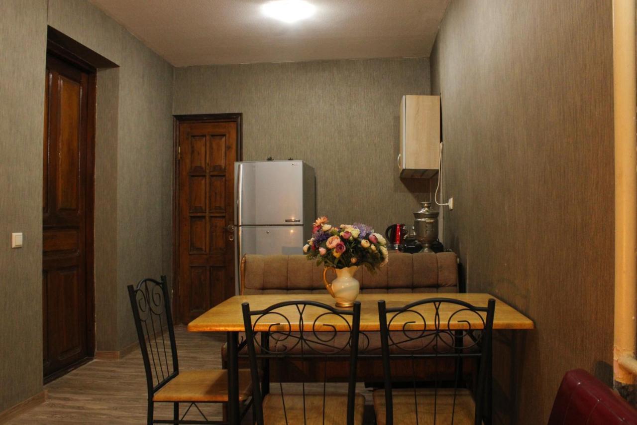 Nino'S Guest House 第比利斯 外观 照片