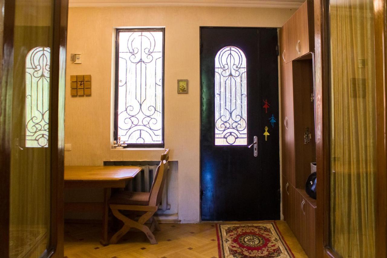 Nino'S Guest House 第比利斯 外观 照片
